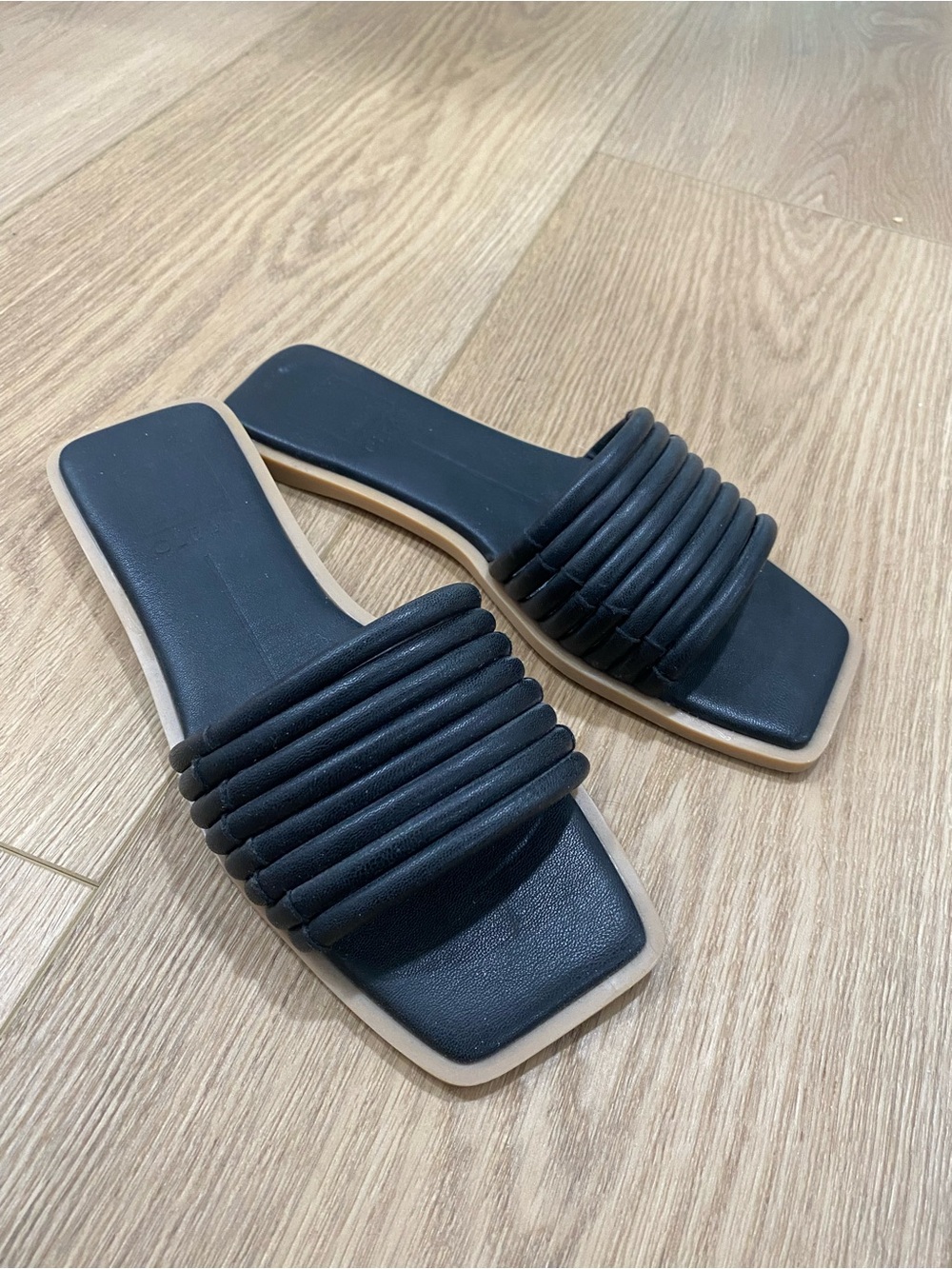 Dolce Vita Black Ribbed Slide Sandals - Women